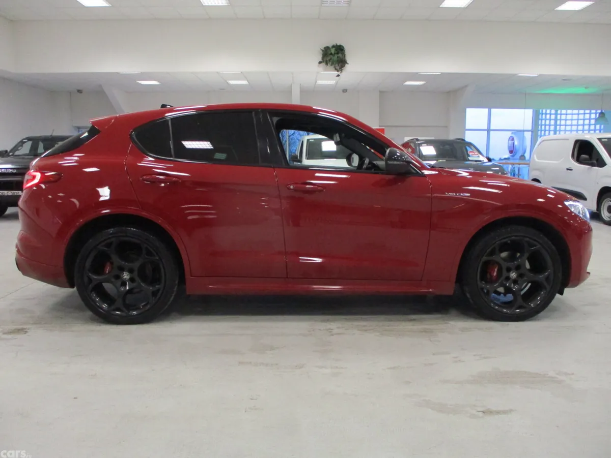 Alfa Romeo Stelvio Estate/Jeep, Diesel, 2023, Red