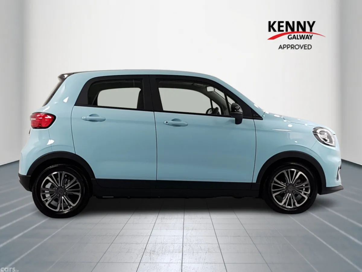 Leapmotor T03 Hatchback, Electric, 2026, Blue