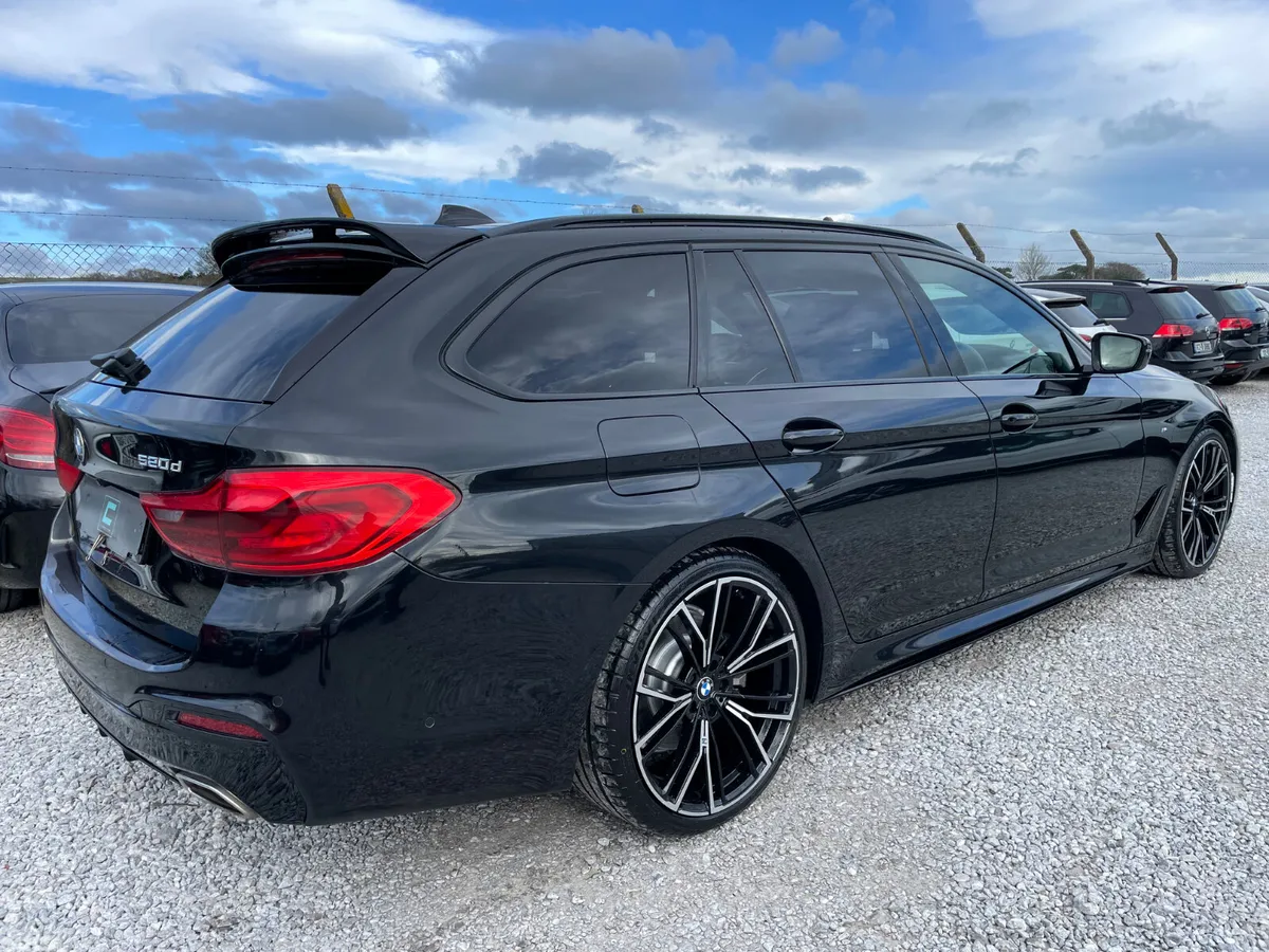 BMW 5-Series Estate, Diesel, 2019, Black