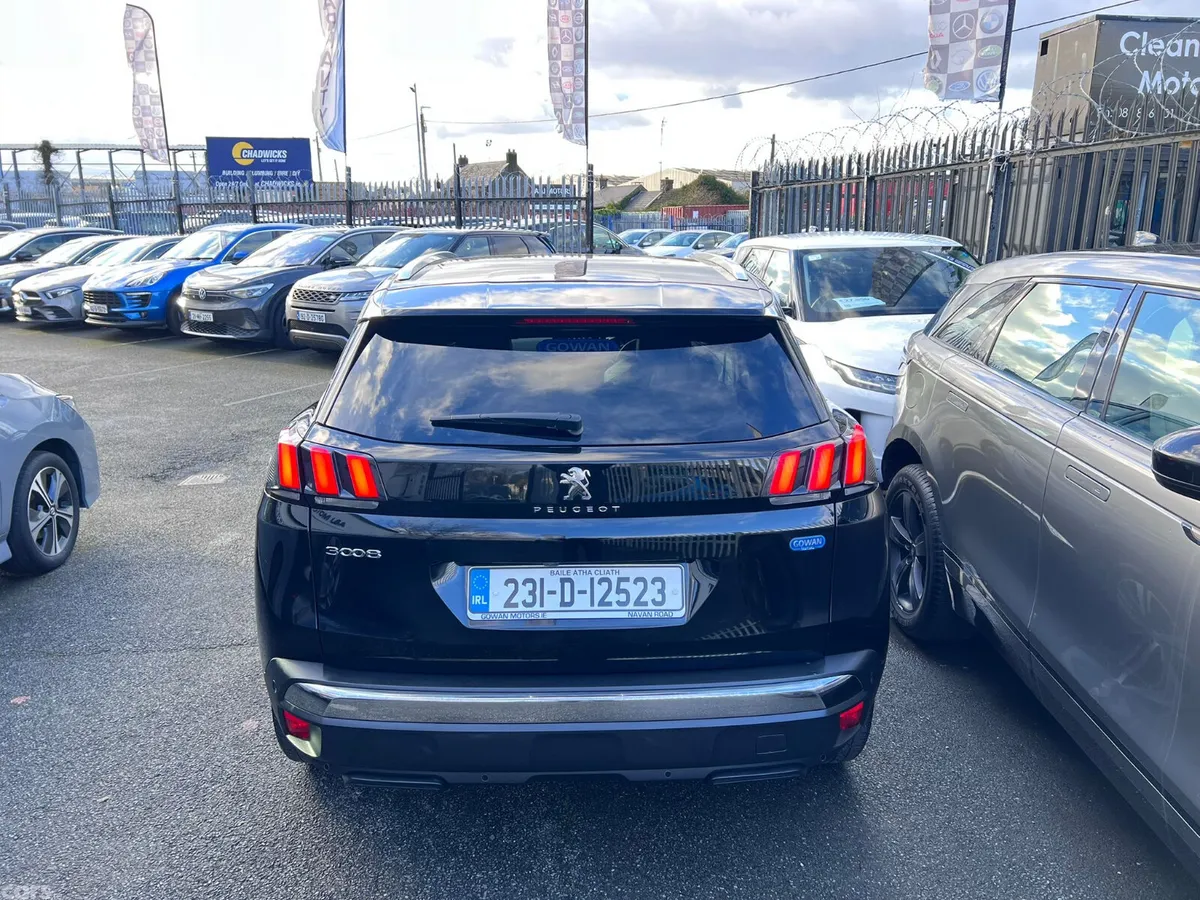 Peugeot 3008 MPV, Diesel, 2023, Black