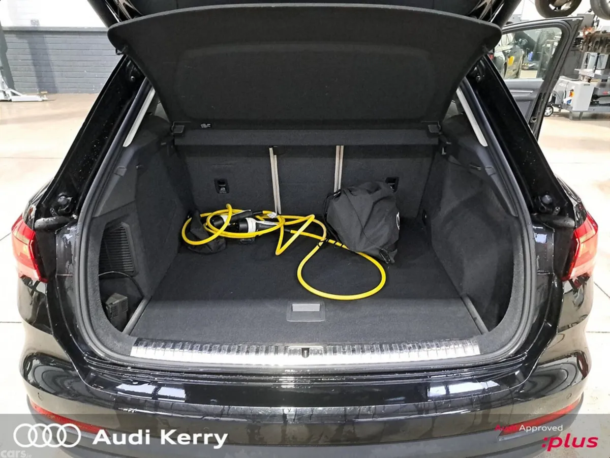Audi Q3 SUV, Petrol Plug-in Hybrid, 2024, Black