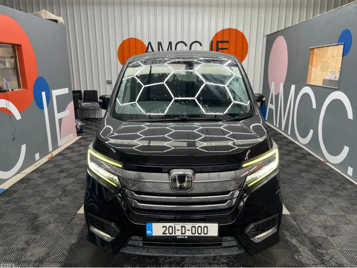 Honda Stepwagon MPV, Petrol Hybrid, 2020, Black
