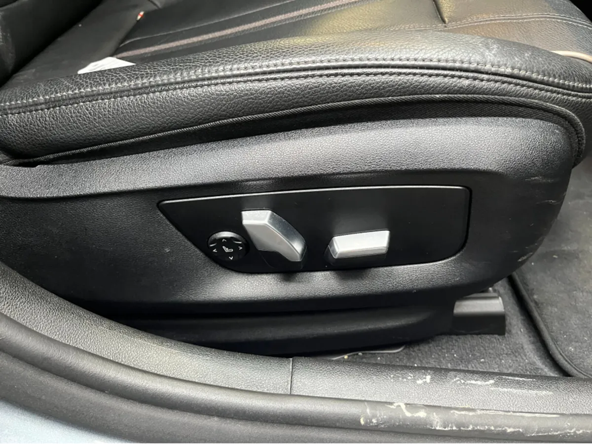 BMW 5-Series Saloon, Petrol Plug-in Hybrid, 2018, Grey