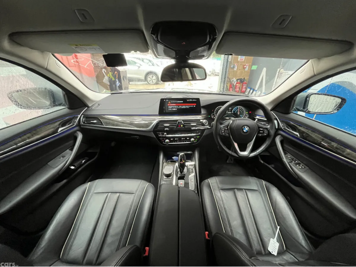 BMW 5-Series Saloon, Petrol Plug-in Hybrid, 2018, Grey