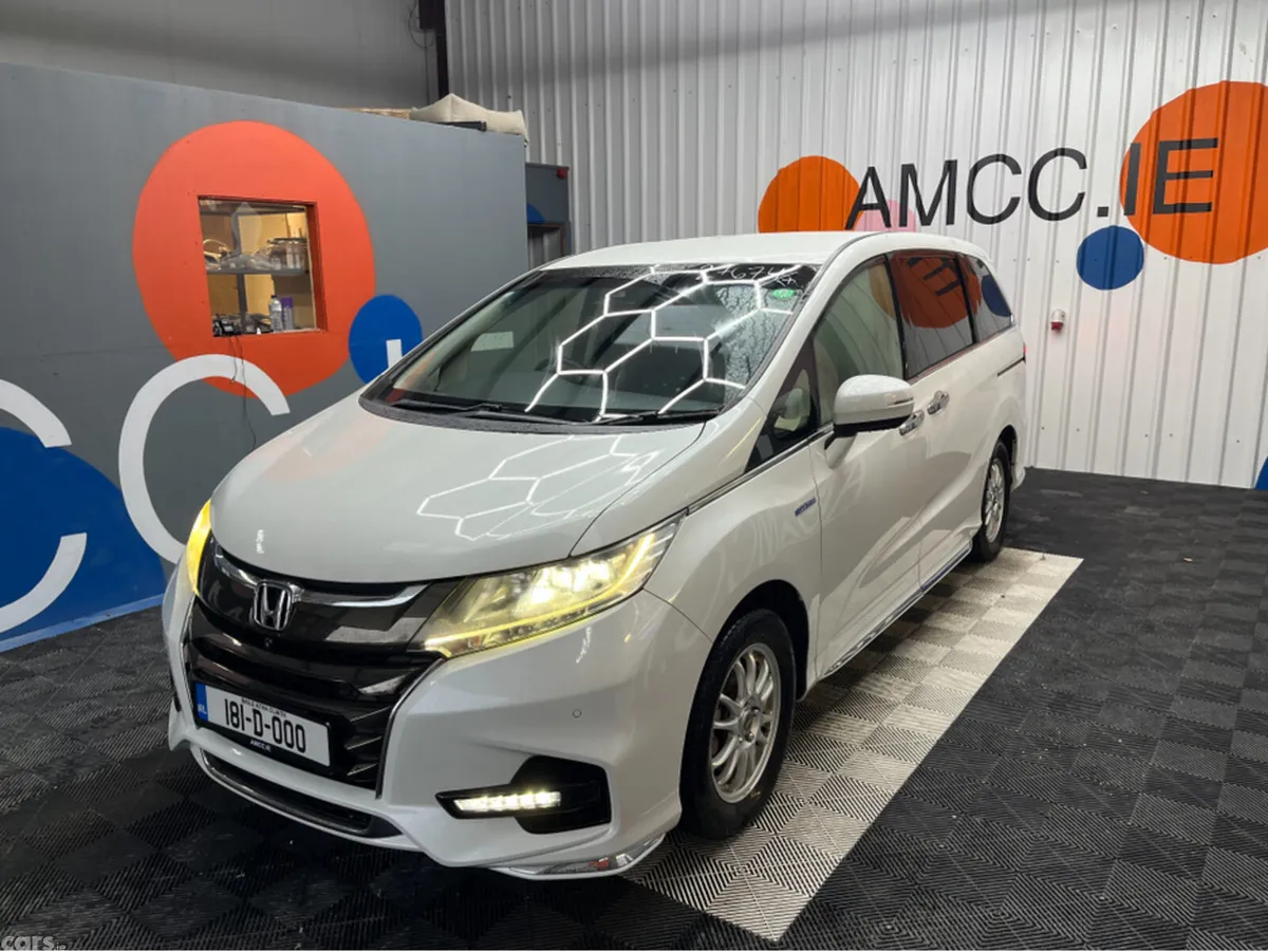 Honda Odyssey MPV, Petrol Hybrid, 2018, White