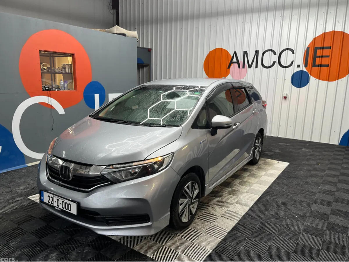 Honda Shuttle MPV, Petrol Hybrid, 2022, Silver