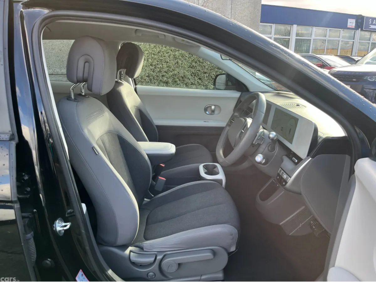 Hyundai IONIQ 5 MPV, Electric, 2023, Black