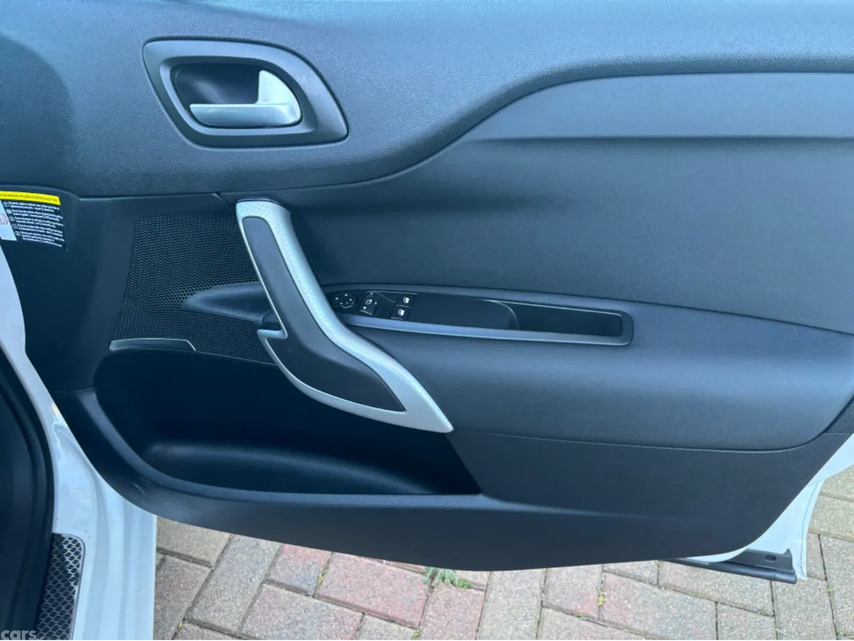 Citroen DS 4 Hatchback, Diesel, 2019, White
