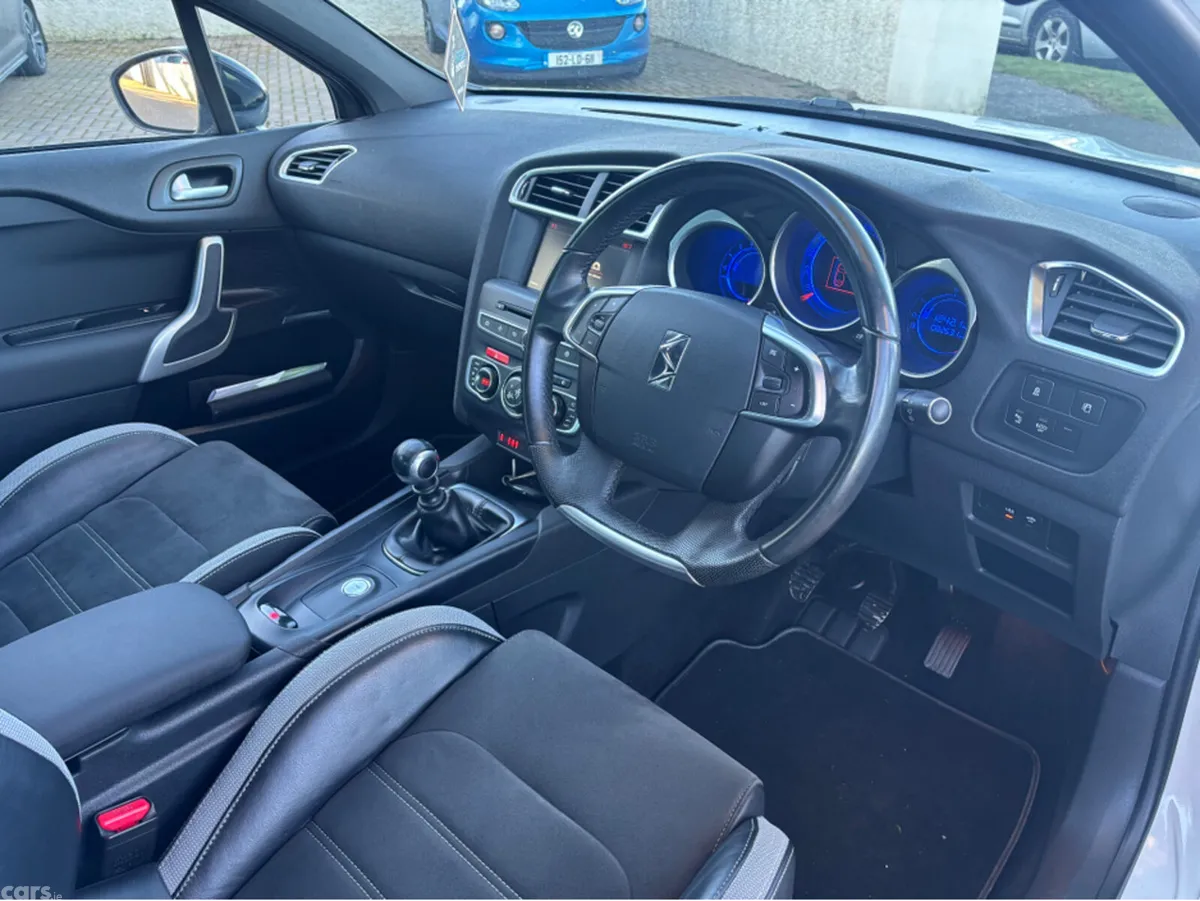 Citroen DS 4 Hatchback, Diesel, 2019, White