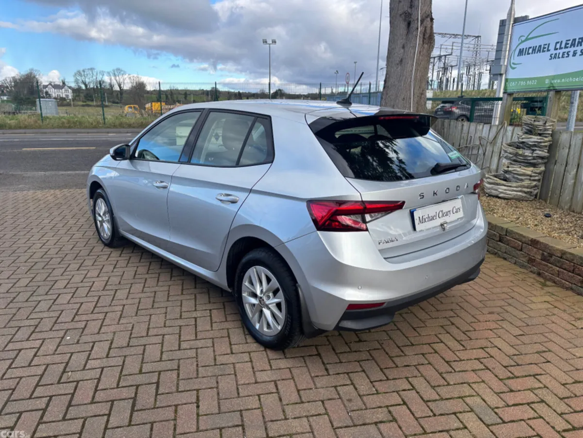 Skoda Fabia Hatchback, Petrol, 2024, Grey