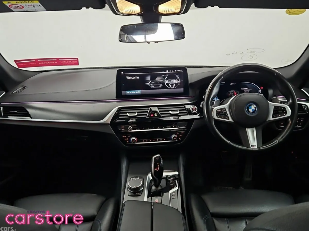 BMW 5-Series Estate, Petrol Plug-in Hybrid, 2022, Grey