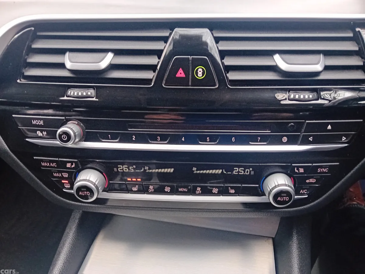 BMW 5-Series Estate, Diesel, 2017, Silver