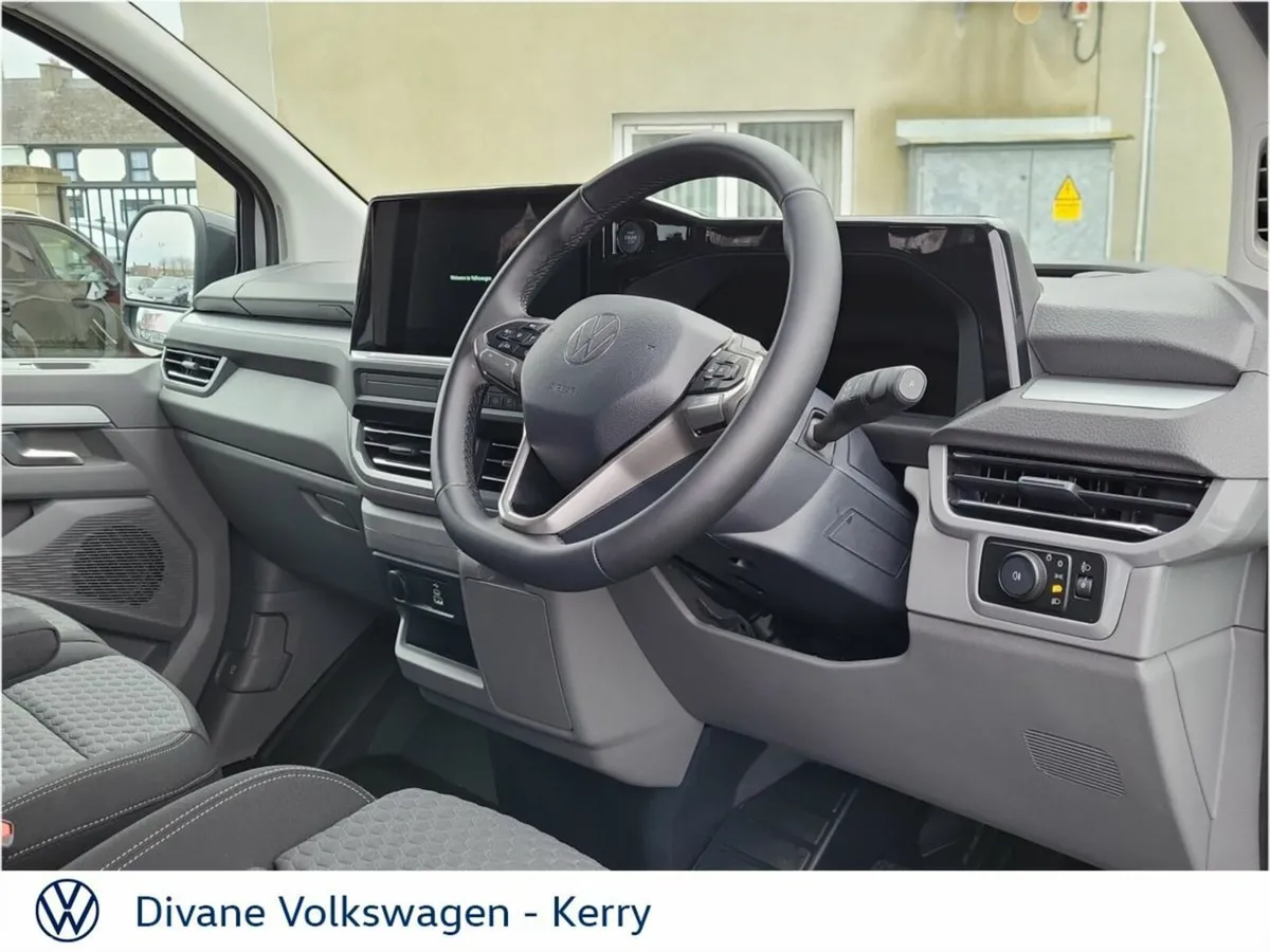 Volkswagen Caravelle MPV, Electric, 2026, Silver