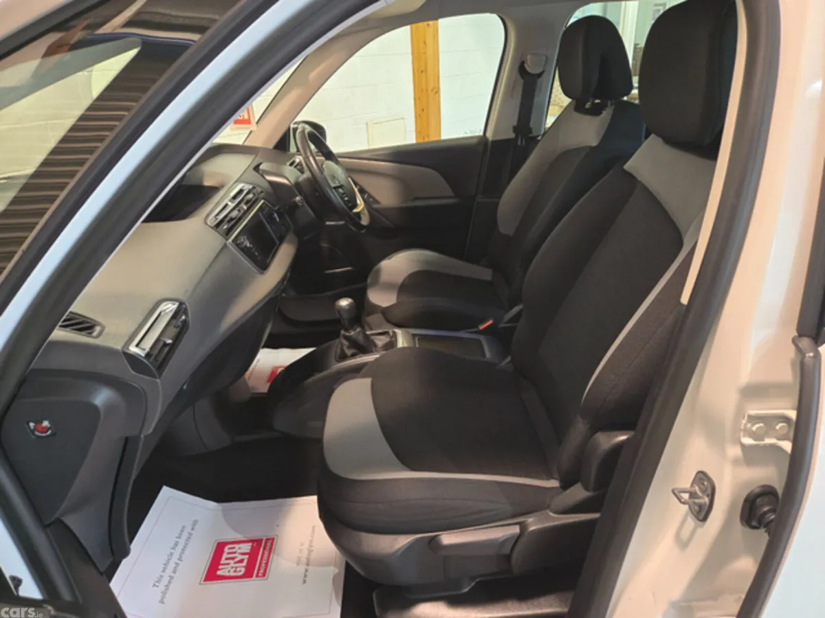 Citroen C4 Hatchback, Diesel, 2014, White