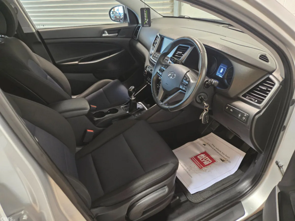Hyundai Tucson SUV, Diesel, 2016, Silver