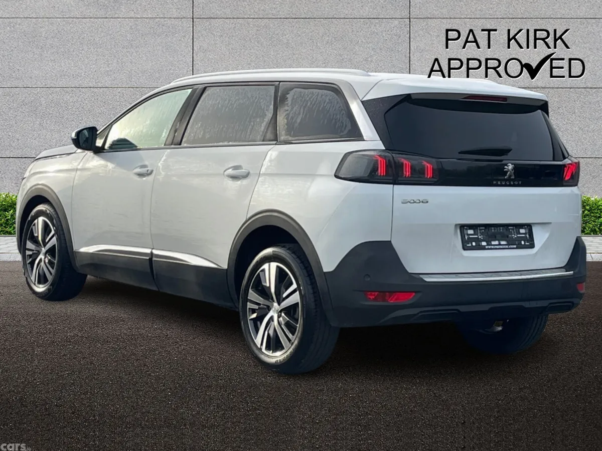 Peugeot 5008 Estate, Petrol, 2021, White