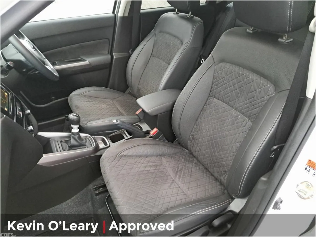 Suzuki Vitara SUV, Petrol, 2024, White