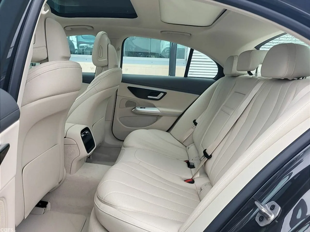 Mercedes-Benz E-Class E220d EXCLUSIVE AUTO *(PANOR, Athlone