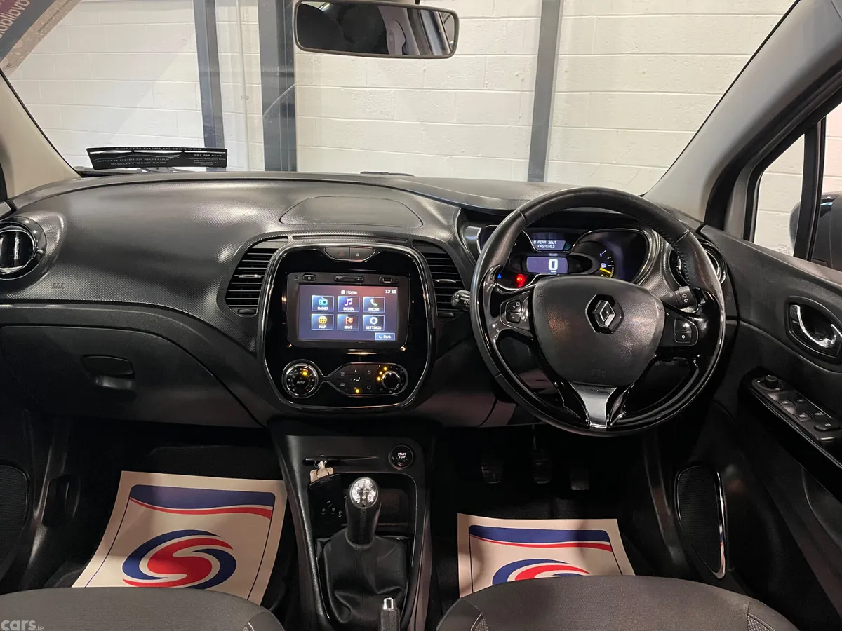 Renault Captur Hatchback, Diesel, 2015, Silver
