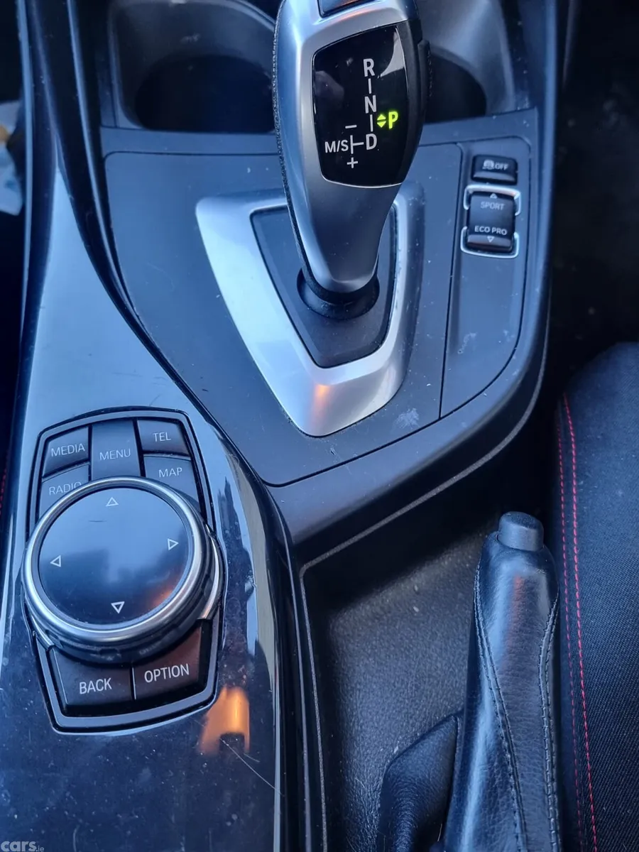 BMW 1-Series Hatchback, Petrol, 2014, Red