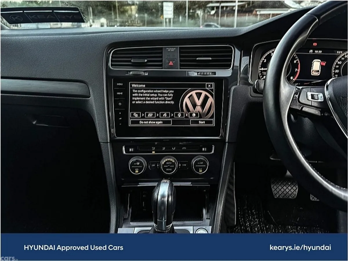Volkswagen Golf Estate, Petrol, 2019, Silver