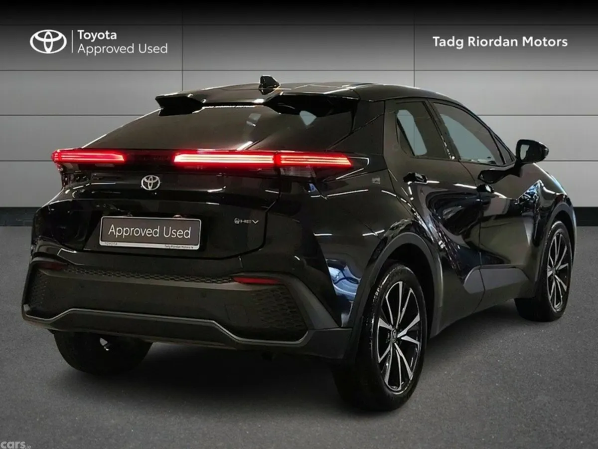 Toyota C-HR SUV, Petrol Hybrid, 2024, Black