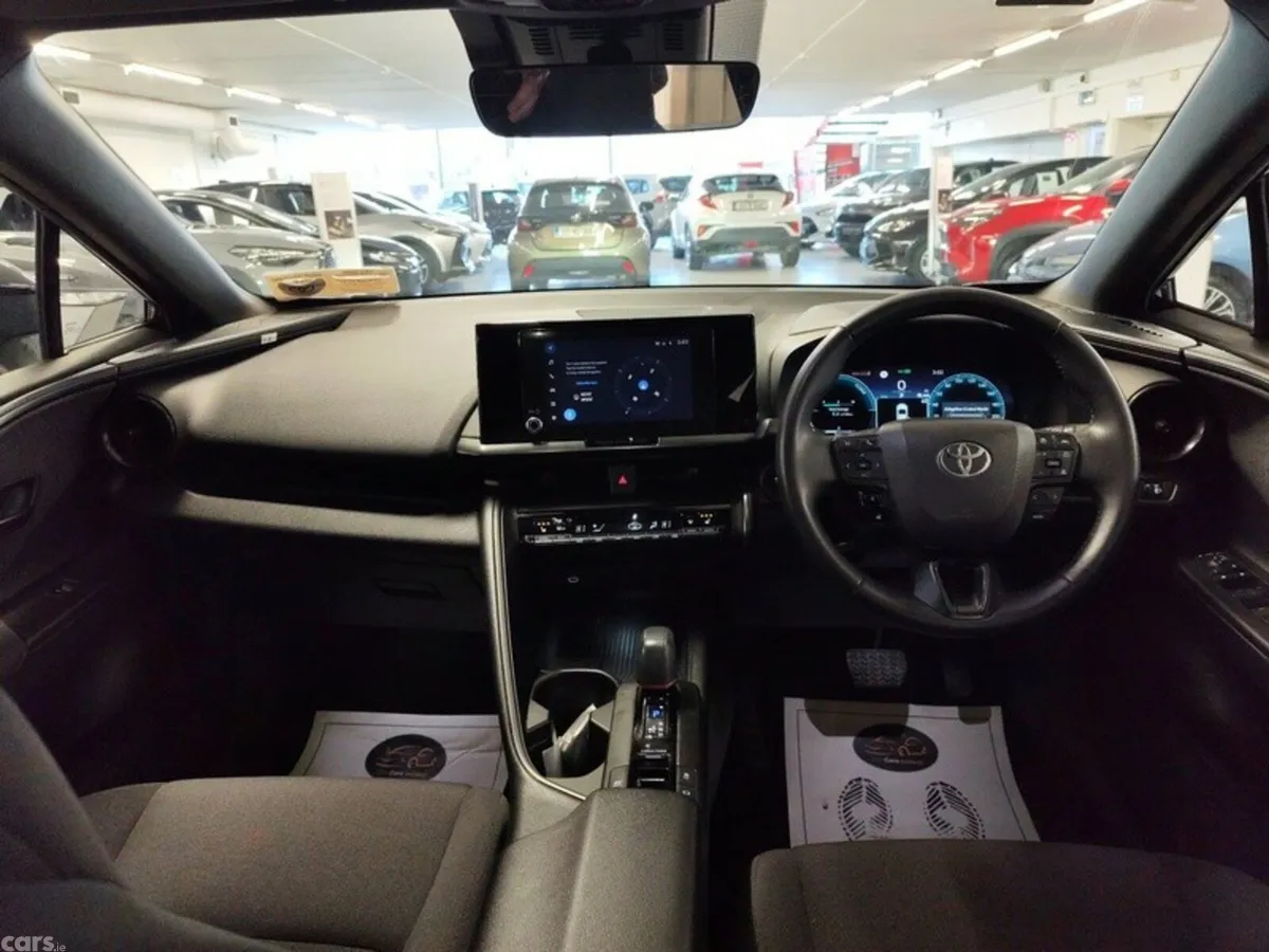 Toyota C-HR SUV, Petrol Hybrid, 2024, Black