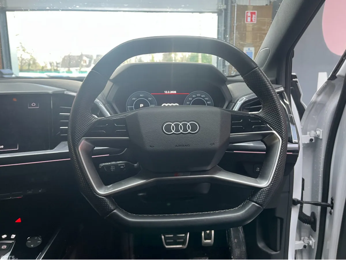 Audi Q4 e-tron SUV, Electric, 2023, White