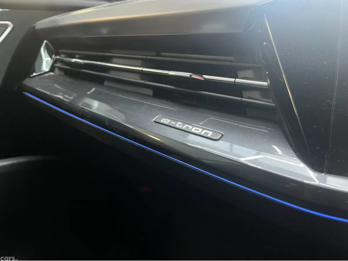 Audi Q4 e-tron SUV, Electric, 2023, White