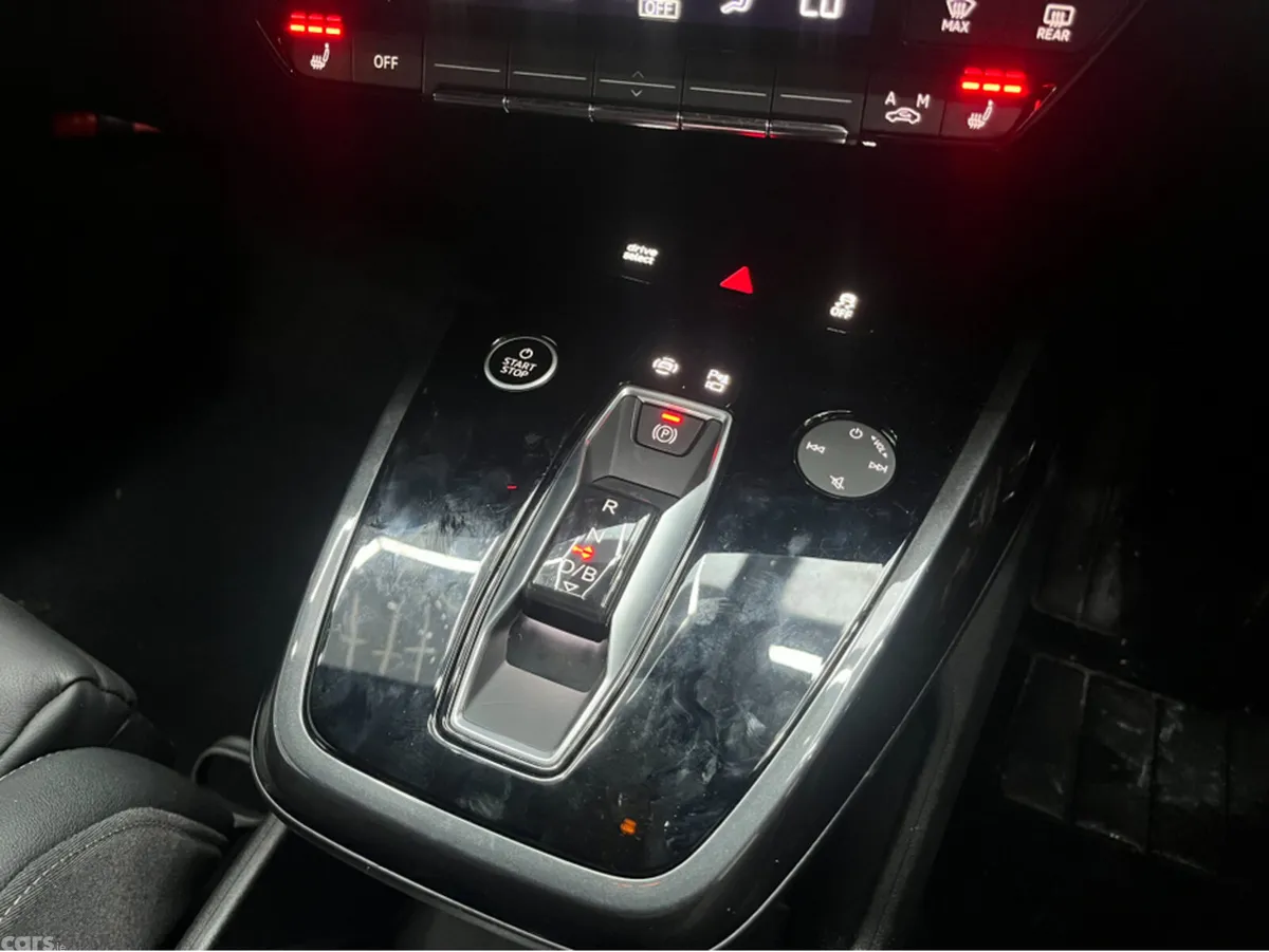 Audi Q4 e-tron SUV, Electric, 2023, White