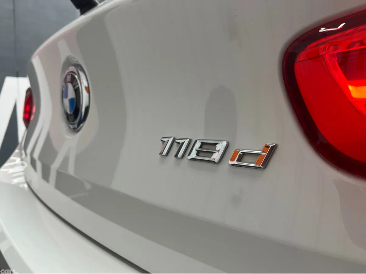 BMW 1-Series Hatchback, Diesel, 2017, White