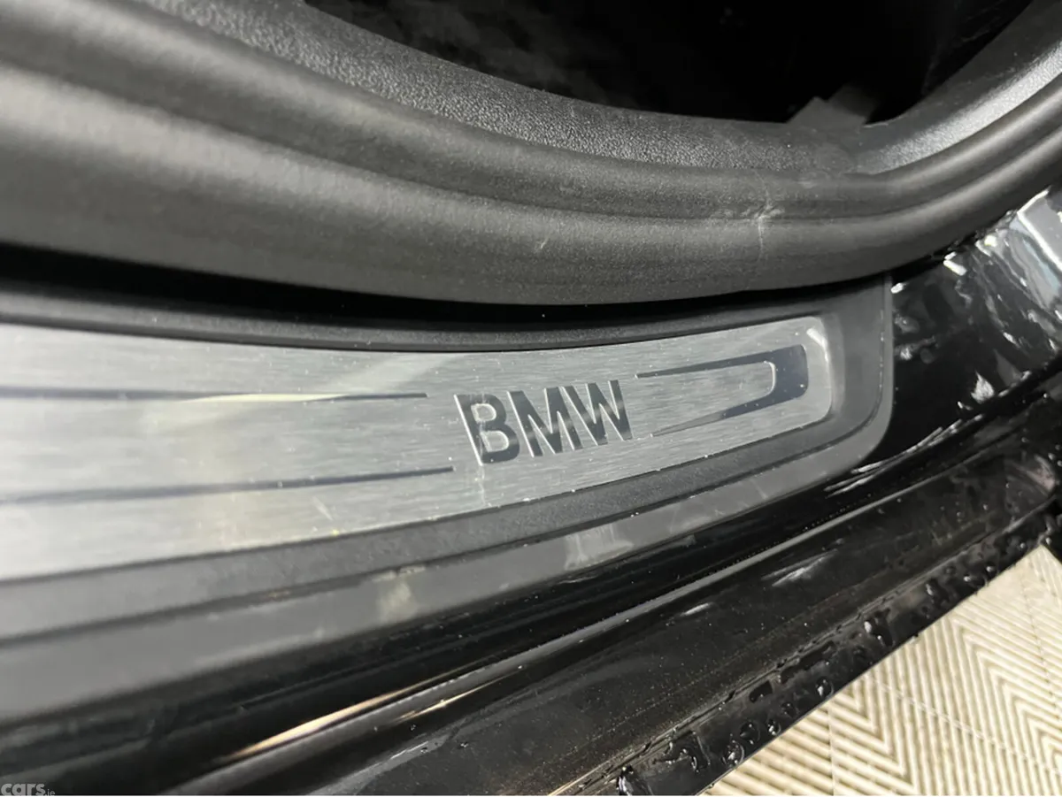 BMW 5-Series Saloon, Petrol Plug-in Hybrid, 2020, Black