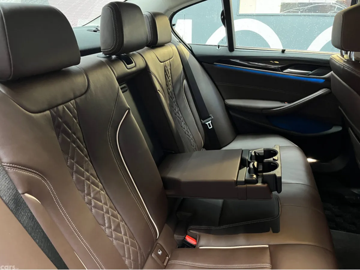 BMW 5-Series Saloon, Petrol Plug-in Hybrid, 2020, Black