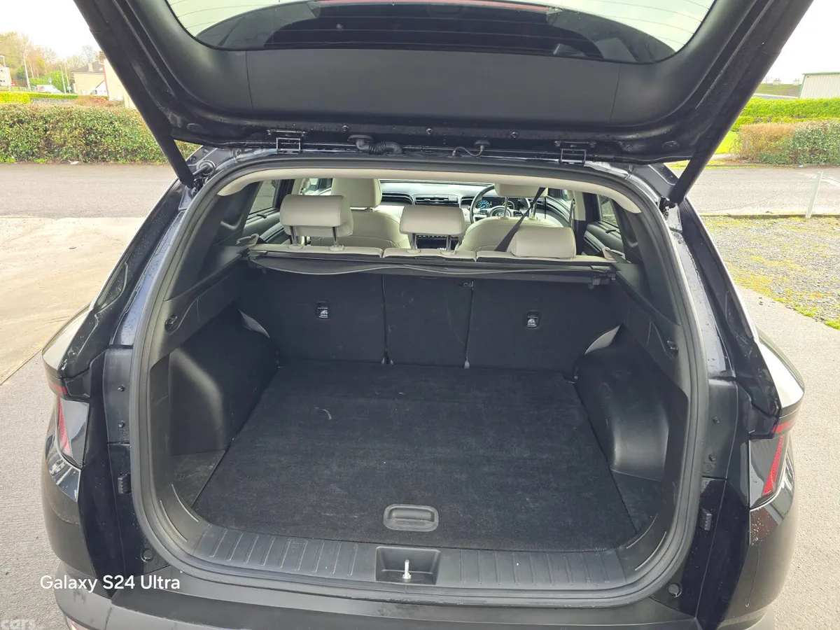 Hyundai Tucson SUV, Petrol Plug-in Hybrid, 2022, Black