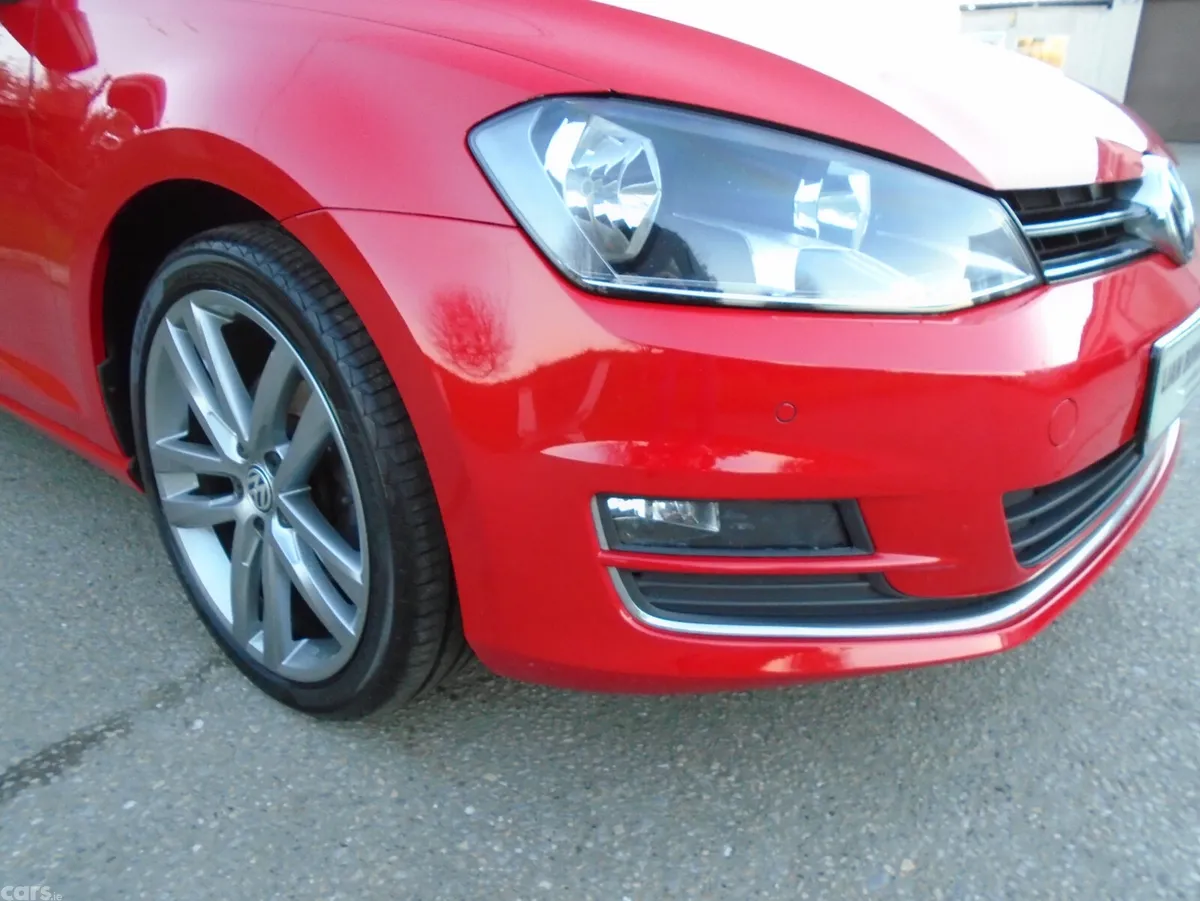 Volkswagen Golf Estate, Diesel, 2017, Red
