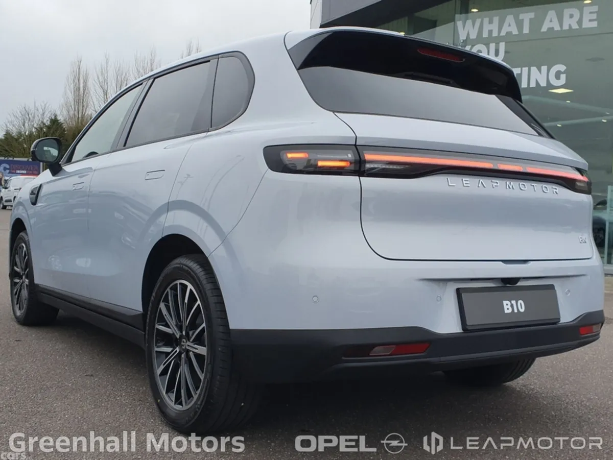 Leapmotor B10 SUV, Electric, 2027, Silver