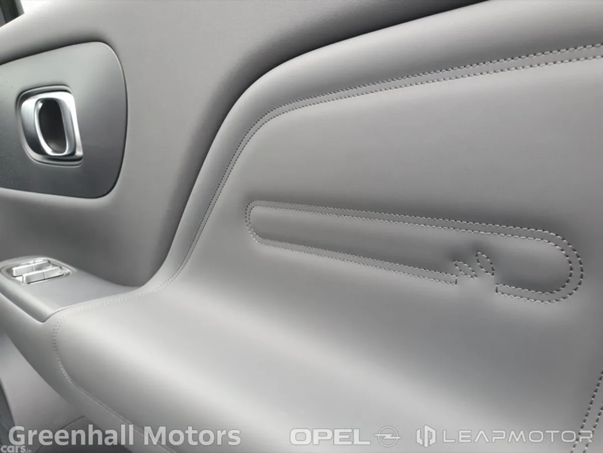 Leapmotor B10 SUV, Electric, 2027, Silver