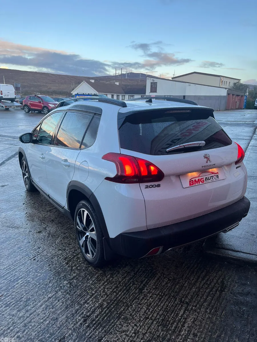 Peugeot 2008 SUV, Petrol, 2016, White