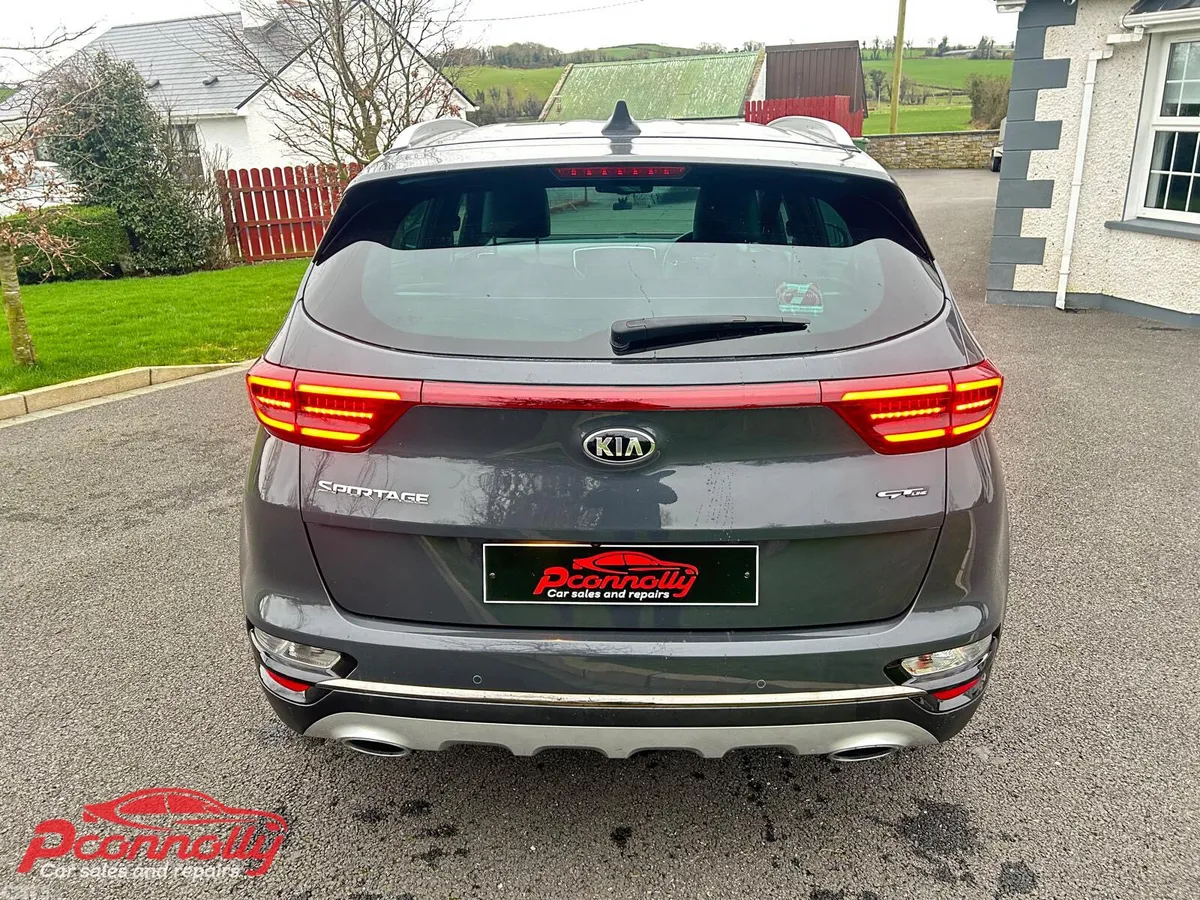 Kia Sportage SUV, Diesel Hybrid, 2021, Grey
