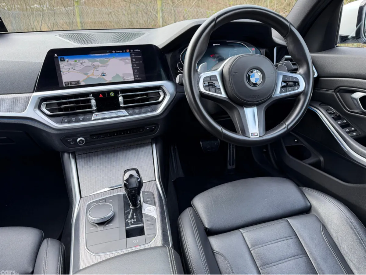 BMW 3-Series Saloon, Petrol Plug-in Hybrid, 2020, White