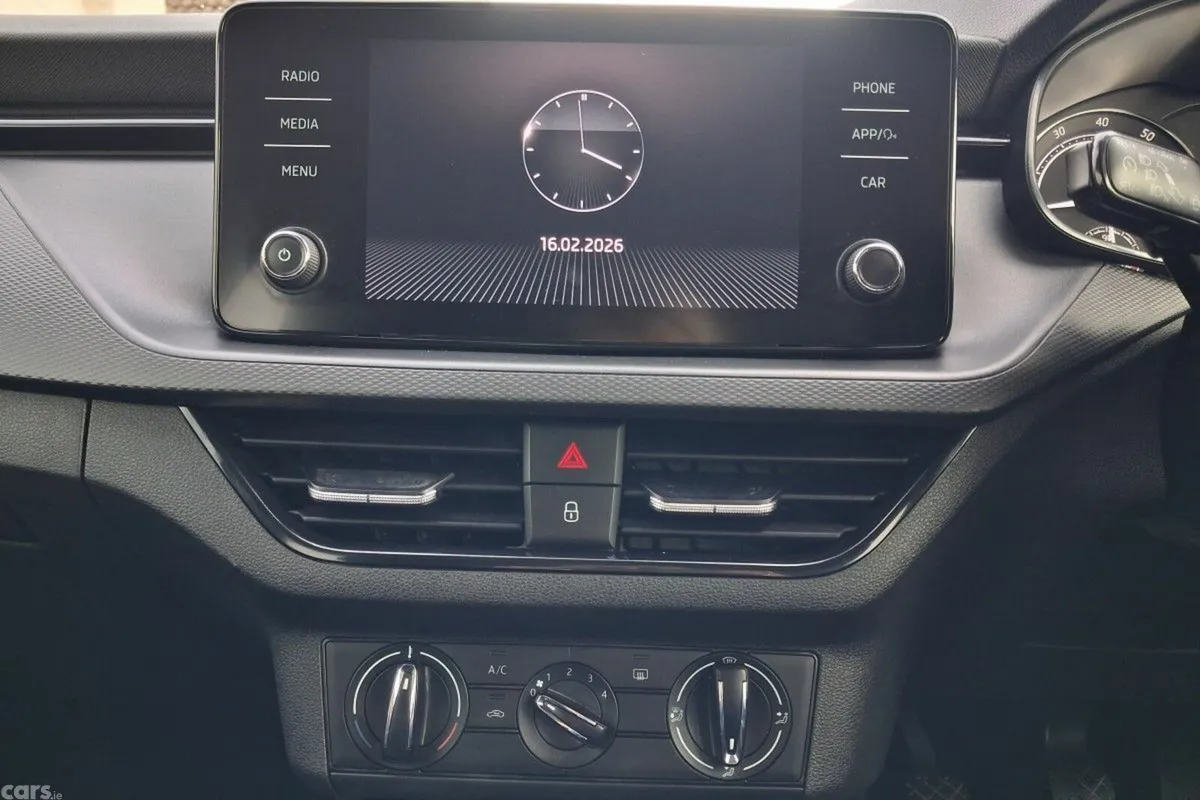 Skoda Kamiq Hatchback, Petrol, 2022, Blue