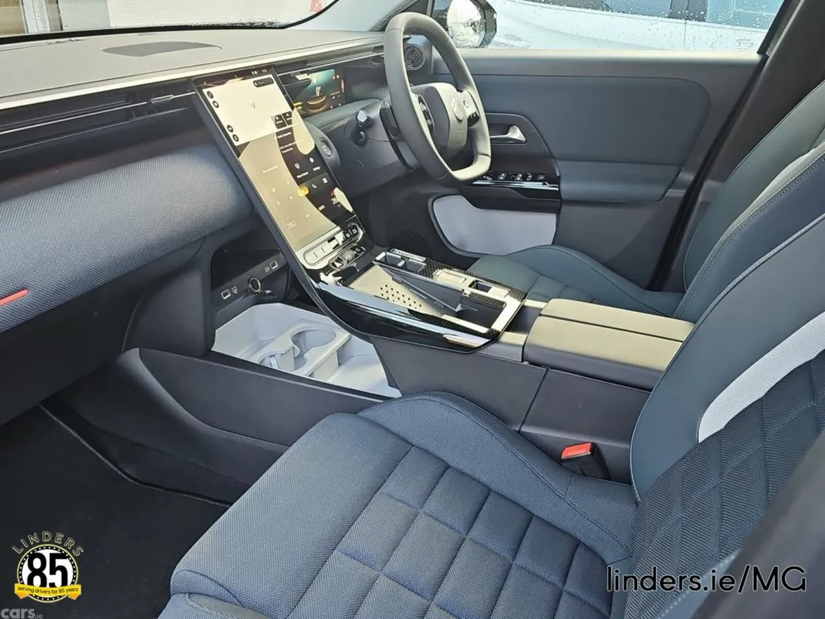 Citroen C5 Aircross SUV, Electric, 2026, Grey
