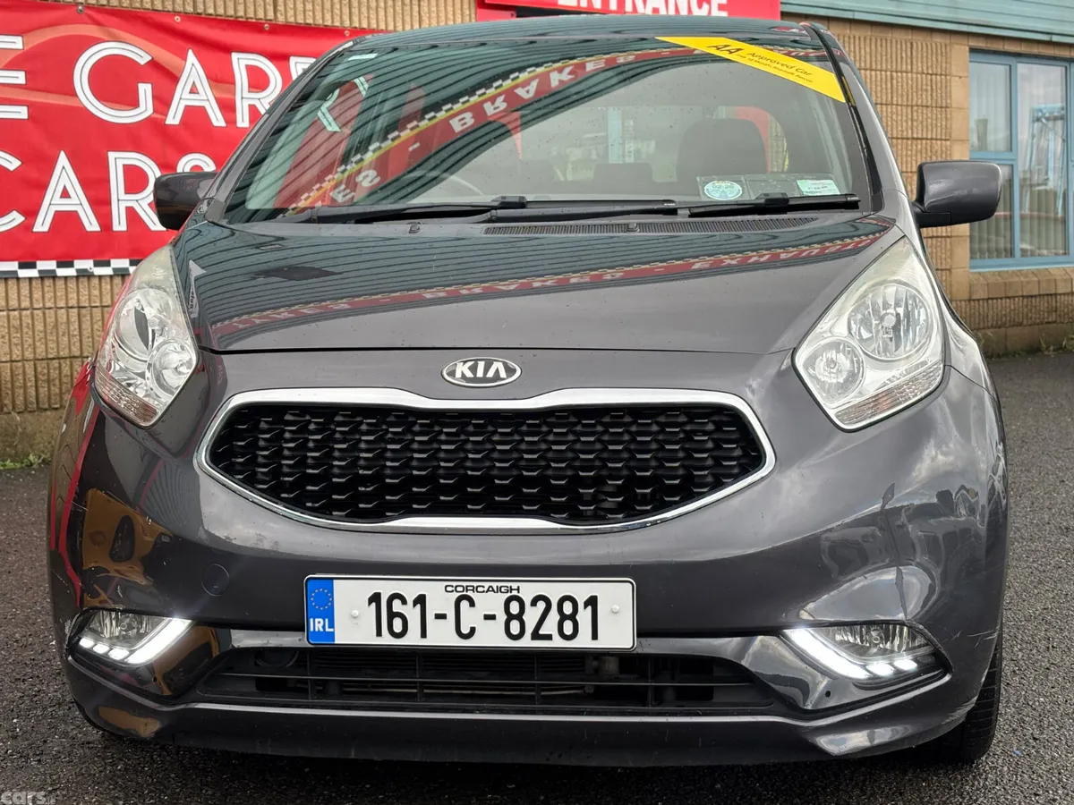 Kia Venga MPV, Diesel, 2016, Silver