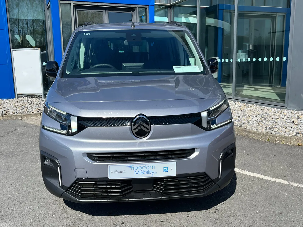 Citroen Berlingo Multispace MPV, Diesel, 2026, Silver