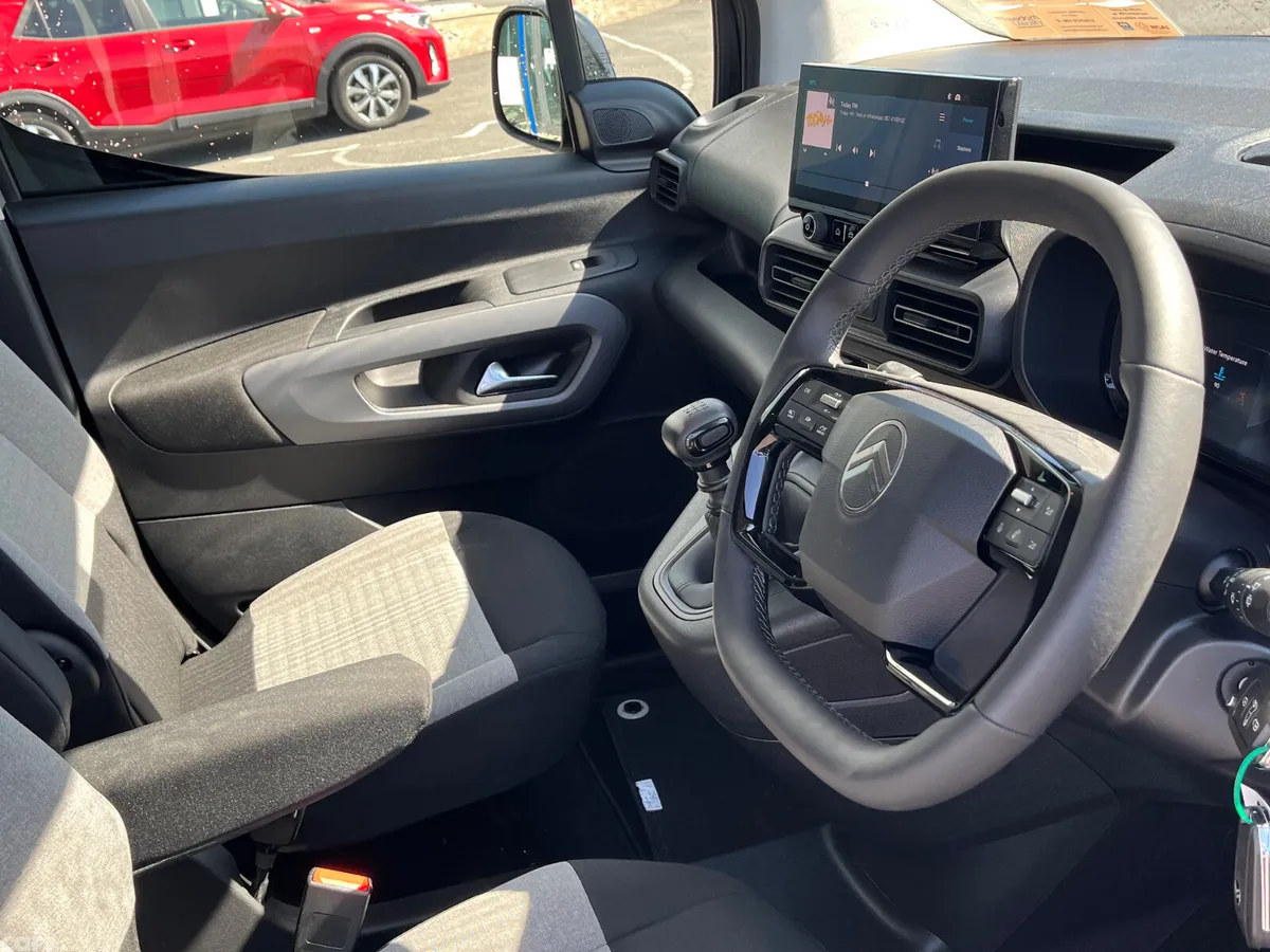 Citroen Berlingo Multispace MPV, Diesel, 2026, Silver
