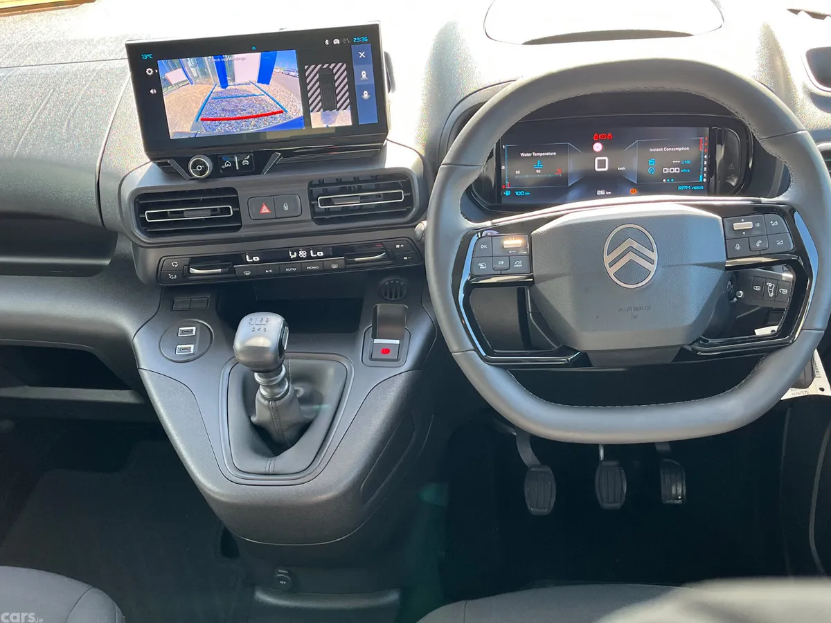 Citroen Berlingo Multispace MPV, Diesel, 2026, Silver