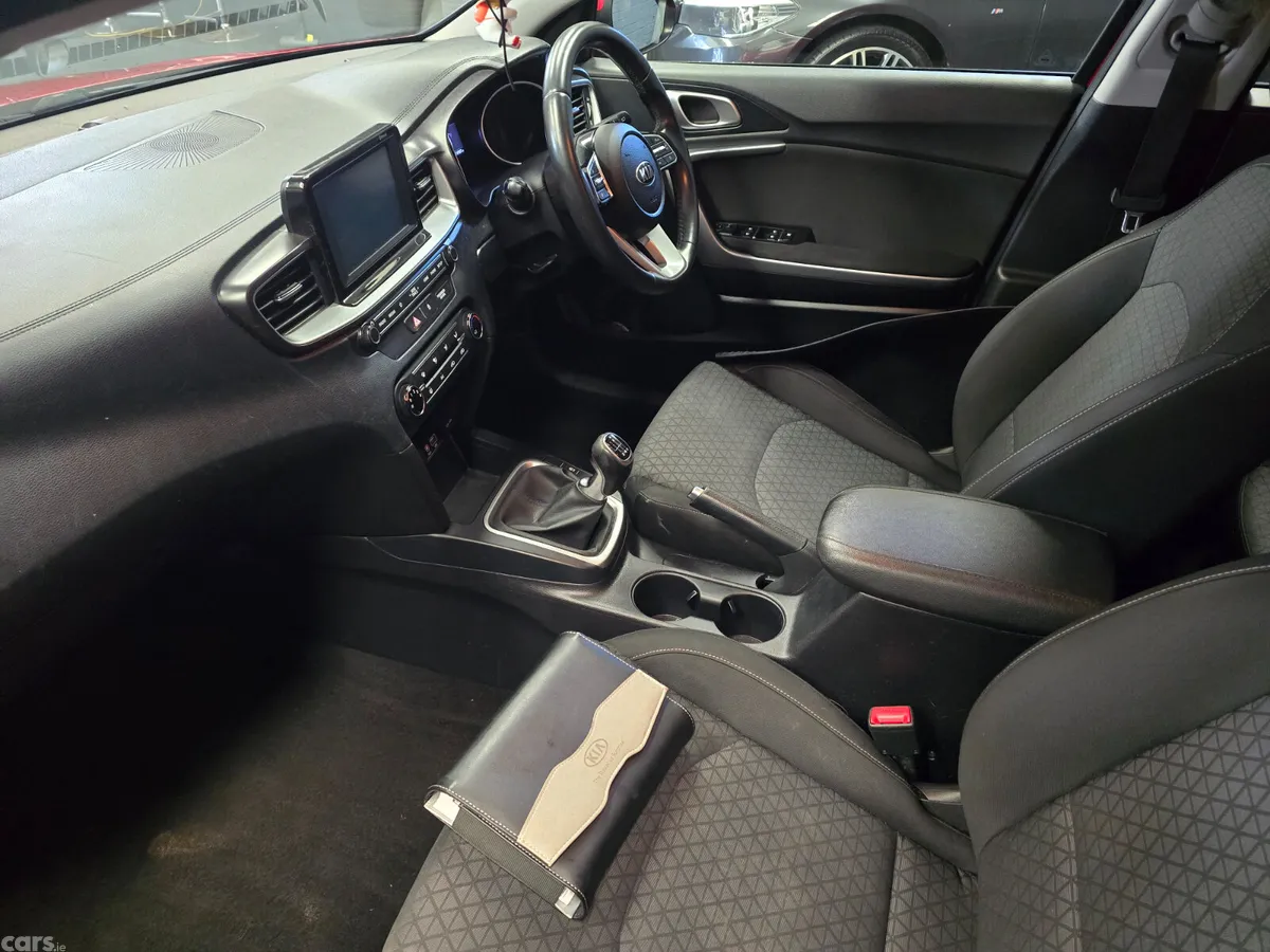 Kia Ceed Estate, Diesel, 2019, Red