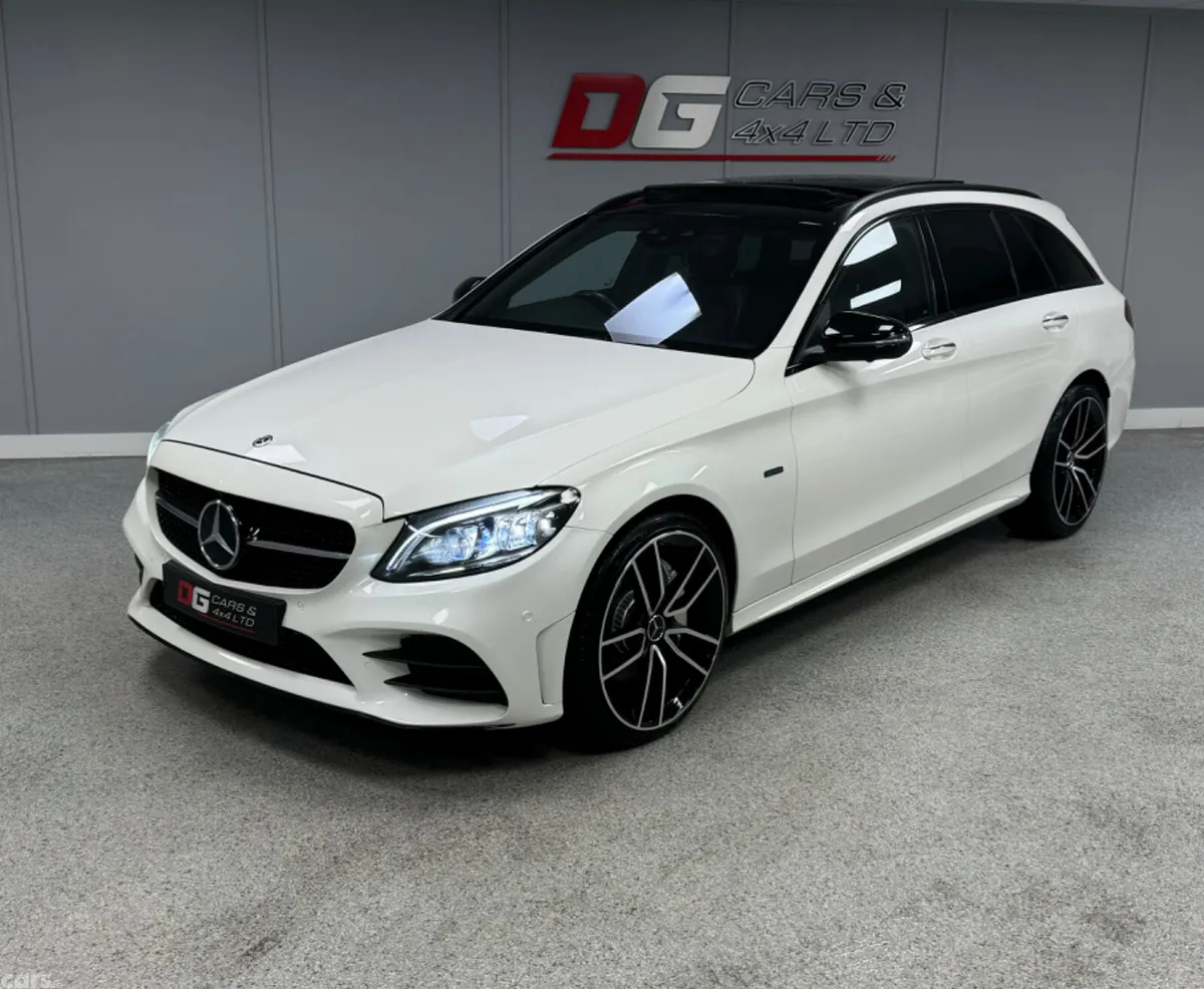 Mercedes-Benz 300 Estate, Diesel Hybrid, 2020, White