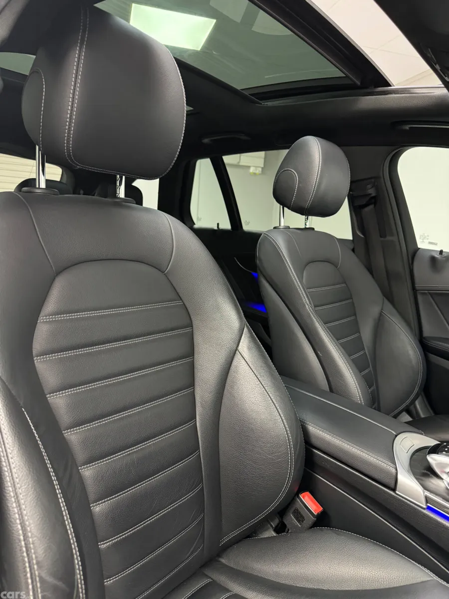 Mercedes-Benz 300 Estate, Diesel Hybrid, 2020, White