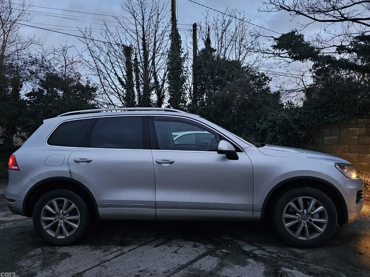 Volkswagen Touareg SUV, Diesel, 2013, Silver